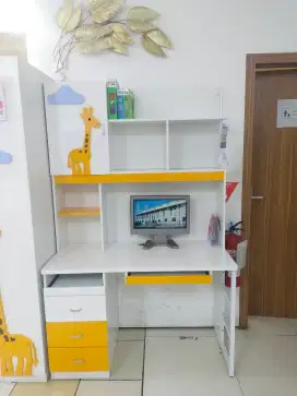 Cukup bawa KTP aja bisa bawa pulang meja belajar kids desk giraffe