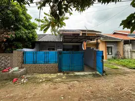 Dijual rumah di perumahan banjarsari permai