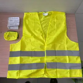 Genuine Mercedes Benz High Vis Warning Vest With Bag (Rompi darurat)