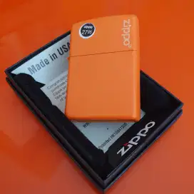 Zippo 231ZL Orange Matte Logo