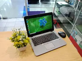 FOR SALE LAPTOP HP 820-G4 CORE i5 RAM 8GB SSD 512GB TOUCHSCREEN