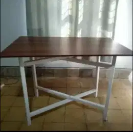 Meja Lipat Ukuran 100x60x75cm dengan kaki silang