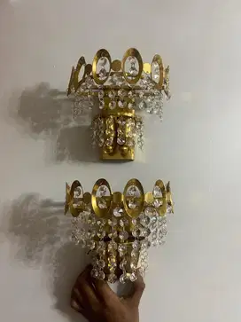 Lampu dinding kristal