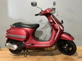 DIJUAL CEPAT !! VESPA S125 IGET TAHUN 2018 SUPER TAMPAN