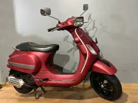 DIJUAL CEPAT !! VESPA S125 IGET TAHUN 2018 SUPER GANTENG