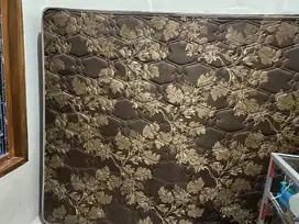 KASUR SPRINGBED DELUXE 180x200 MASIH BAGUS