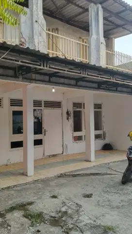Jual rumah 2 lantai LT 200 LB 300 dekat stasiun tegal