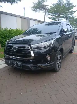 Kijang inova  Venturer mt 2,4