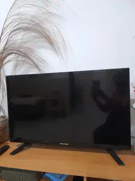 SMART TV POLYTRON 32 HITAM