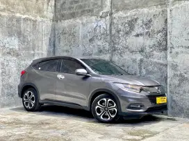 HONDA HRV SE SPECIAL EDITION HR V E AT AUTOMATIC 2019 / 2018 ANTIK !