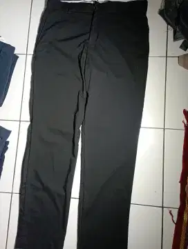 h n m size 33, LP: 44cm,kondisi baru,jual 100k