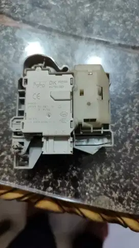 Electrolux DoorLock modul original dari tipe EWF755EQWA
