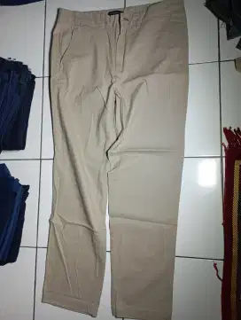 nautica size 33, LP: 44cm,kondisi baru,jual 100k