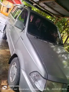 Toyata Kijang SGX Tahun 2001