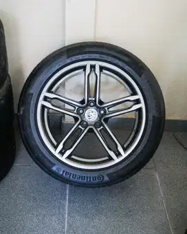 Velg Standar Porsche Macan warna Gun Metal