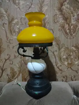 Lampu meja Vintage