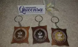 Souvenir gantungan kunci murah