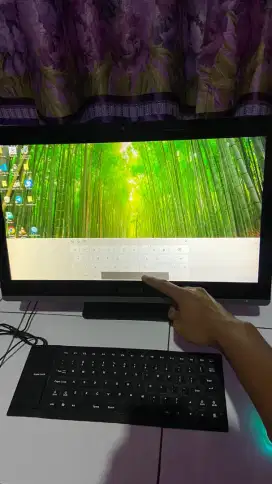 PC All In One Merk Asus - Touchscreen