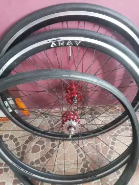 Wheelset 700c hub Novatec cog 17 ( fixie bike )