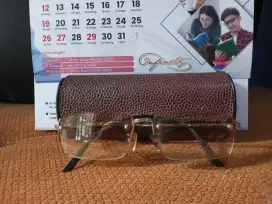 PLAYBOY - Authentic Frame Kacamata Rimless