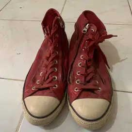 Converse leather