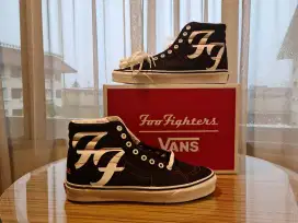 LIMITED EDITION !! Vans X Foo Fighters 25th Anniversary Sk8 Hi