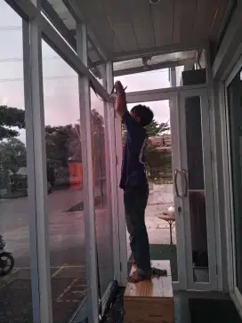 Pasang kaca film rumah /kaca film kantor