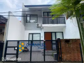 Jual Rumah di Kencana loka Bsd, an