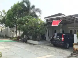 JUAL. MURAH - BU: Rumah Asri & Strategis di Bandung