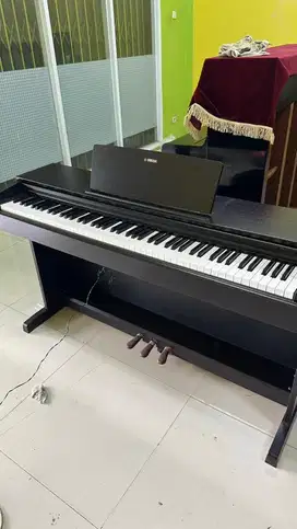Digital Piano Arius YDP 103 Ex Display