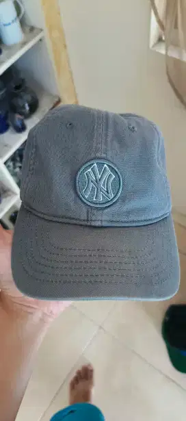 Topi NY New York Yankess MLB Grey