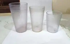 DIJUAL CEPAT GELAS TRANSPARAN 250ML 350ML 500ML BEKAS PEMAKAIAN WAJAR