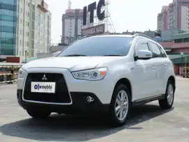 TDP 8,JT Mitsubishi Outlander Sport 2.0 GLS Bensin-AT Putih 2017