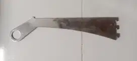 Daun Bracket Pistol