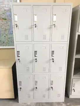 locker besi pintu 12