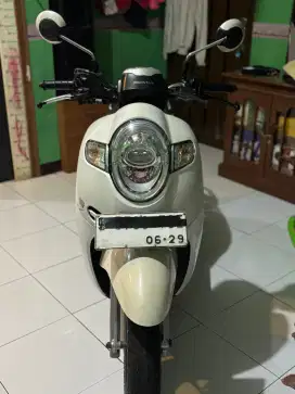 Motor scoopy 2019