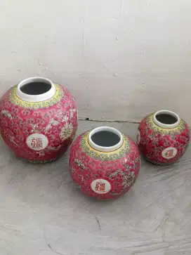 Dijual 1 set guci antik   kecil china