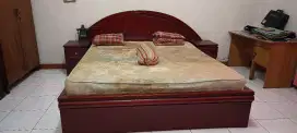 Dijual tempat tidur