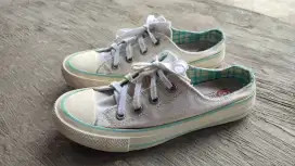 Sepatu donattello second