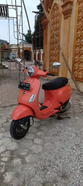 Jual Vespa LX 125cc 2022 mewah