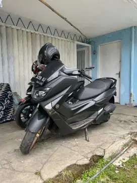 Bismillah dijual motor Nmax 150 cc Tahun 2021