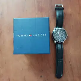 Jam Tangan Tommy Hilfiger