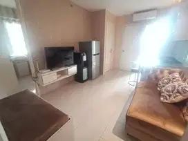 SEWA 2BR APARTEMEN BASSURA CITY