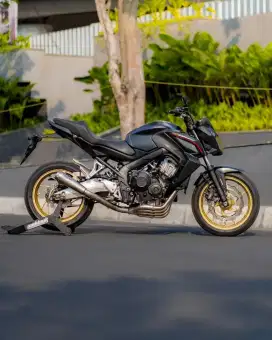 Honda CB650F Hitam 2015
