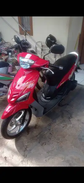 MIO Merah  2011