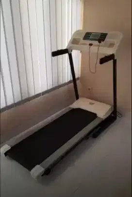 Jual Treadmill BFit Platinum 70