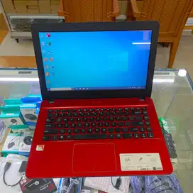 Laptop second asus AMD A6-9225 REDEON R4 2,6GHZ ram 4gb ssd 128gb