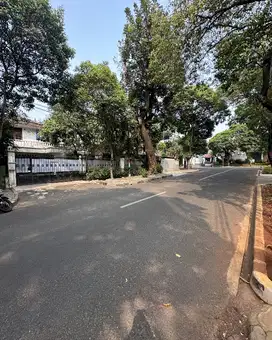 Dijual Rumah Lama Hitung Tanah di Kebayoran Baru Jaksel