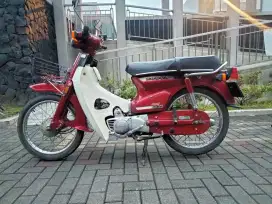 Motor Honda C70, super cub C 800