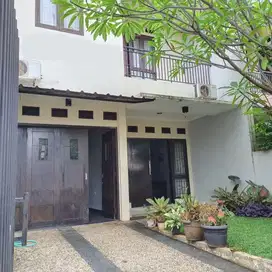 Rumah Pondok Labu Dekat Sekolah Al Izhar